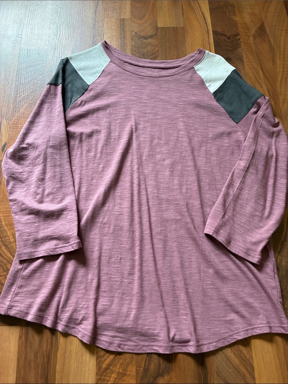 Maurices Mauve Raglan 24/7 Tee